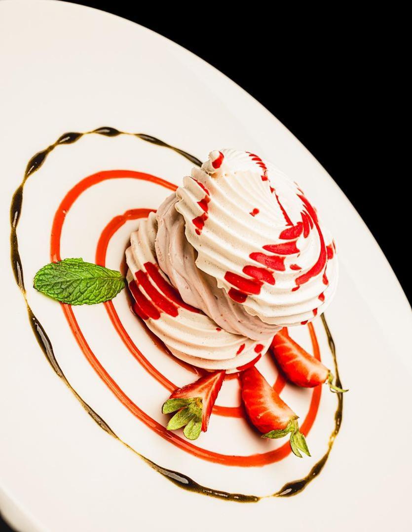Chiuro Wine Hotel San Carlo - Relais & Spa - Boutique Hotel מראה חיצוני תמונה