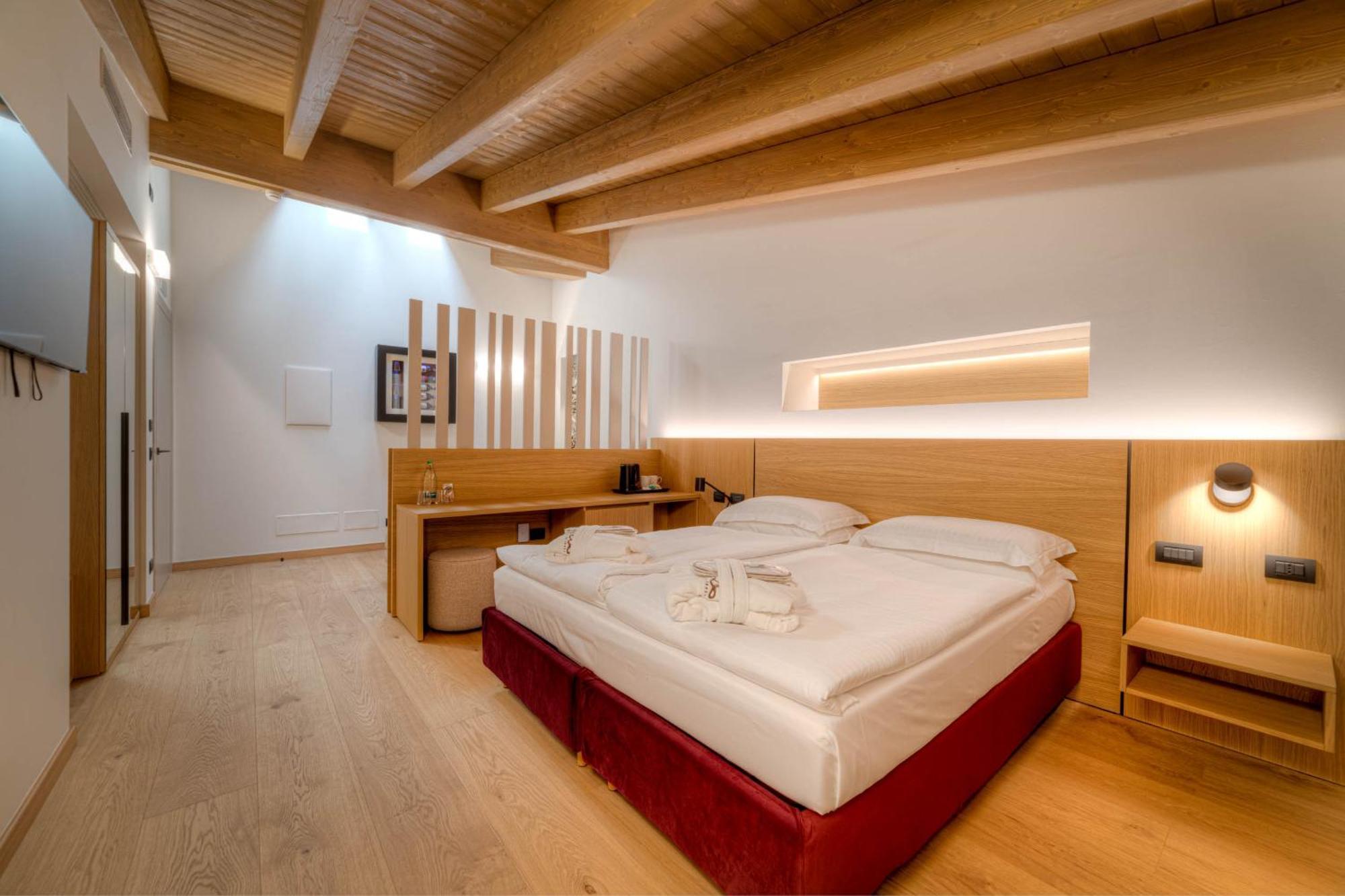 Chiuro Wine Hotel San Carlo - Relais & Spa - Boutique Hotel מראה חיצוני תמונה