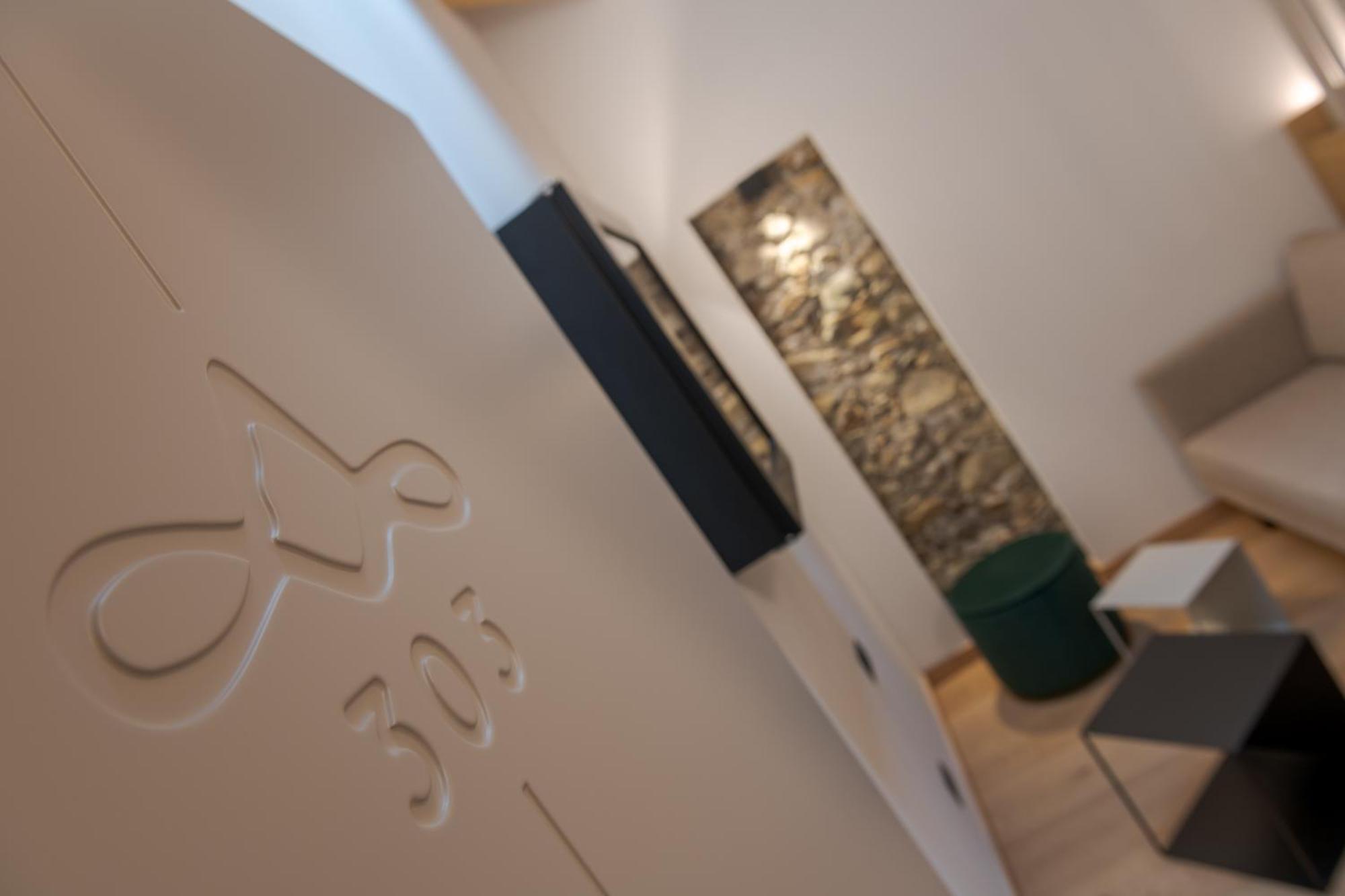 Chiuro Wine Hotel San Carlo - Relais & Spa - Boutique Hotel מראה חיצוני תמונה