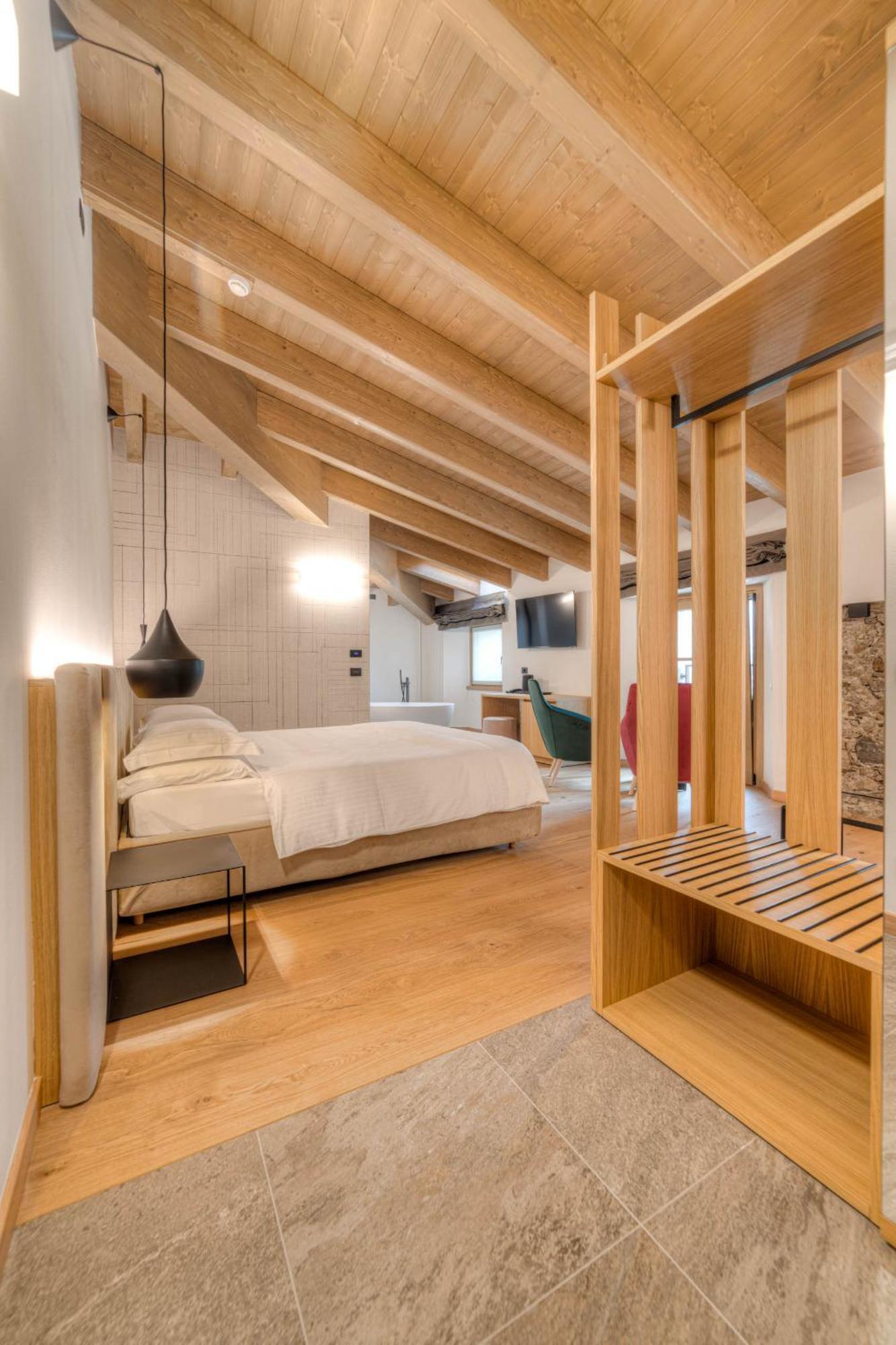 Chiuro Wine Hotel San Carlo - Relais & Spa - Boutique Hotel מראה חיצוני תמונה