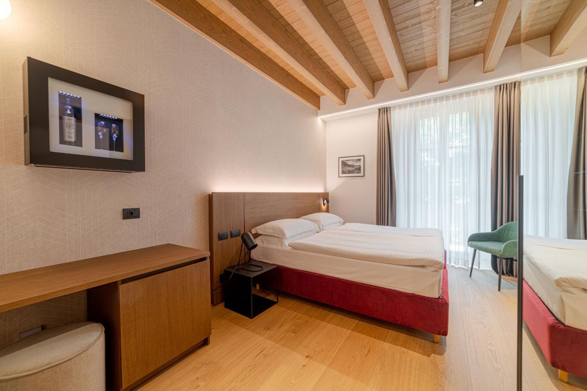 Chiuro Wine Hotel San Carlo - Relais & Spa - Boutique Hotel מראה חיצוני תמונה