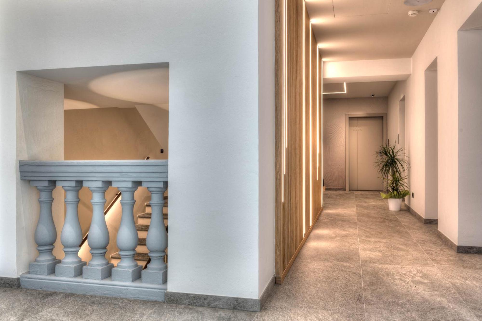 Chiuro Wine Hotel San Carlo - Relais & Spa - Boutique Hotel מראה חיצוני תמונה