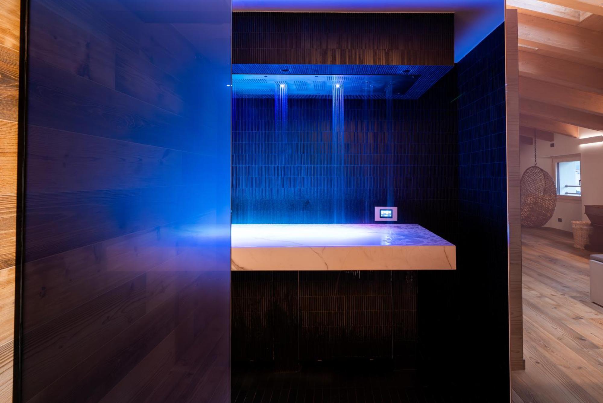 Chiuro Wine Hotel San Carlo - Relais & Spa - Boutique Hotel מראה חיצוני תמונה