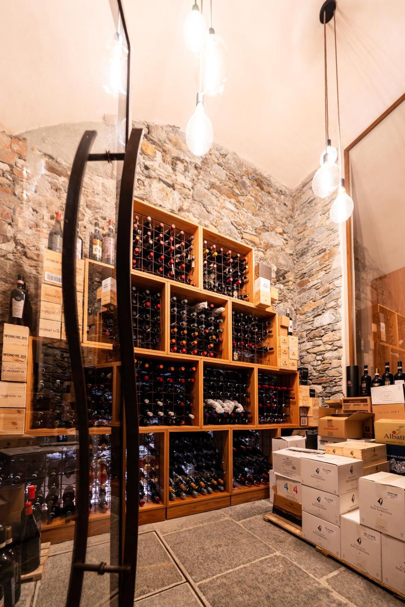 Chiuro Wine Hotel San Carlo - Relais & Spa - Boutique Hotel מראה חיצוני תמונה